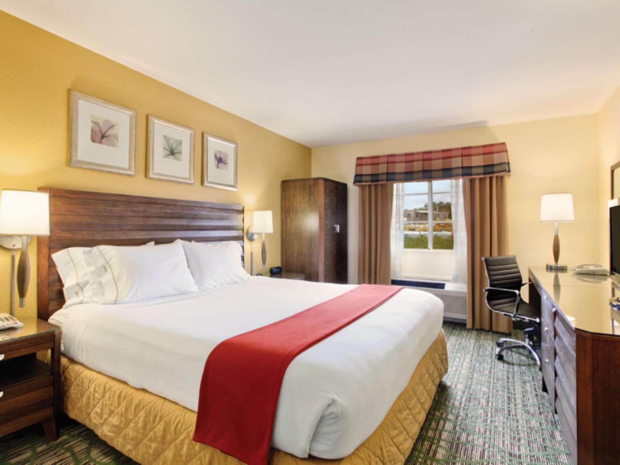 Holiday Inn Express Hotel & Suites San Diego-Escondido By Ihg Zewnętrze zdjęcie