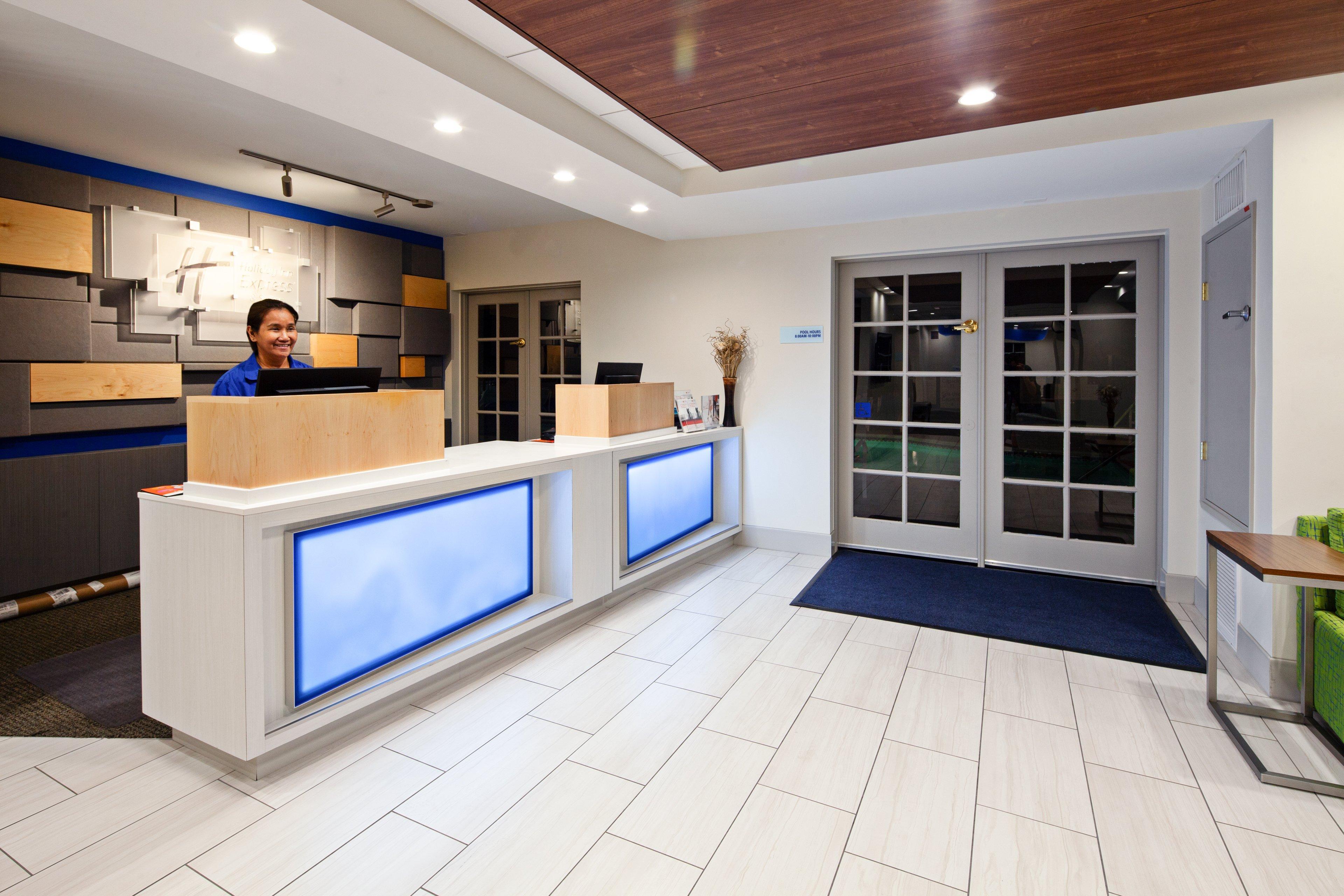 Holiday Inn Express Hotel & Suites San Diego-Escondido By Ihg Zewnętrze zdjęcie