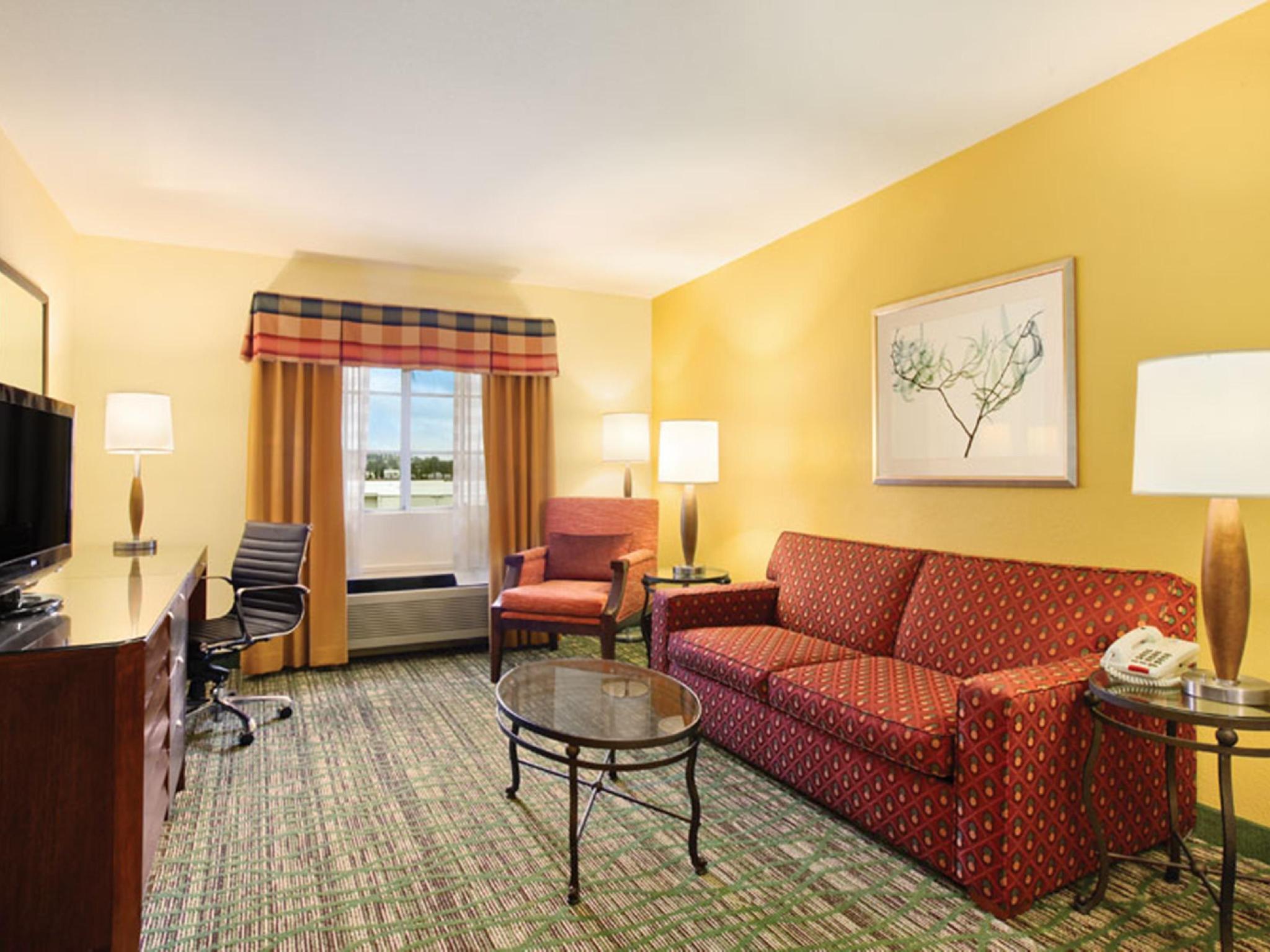 Holiday Inn Express Hotel & Suites San Diego-Escondido By Ihg Zewnętrze zdjęcie