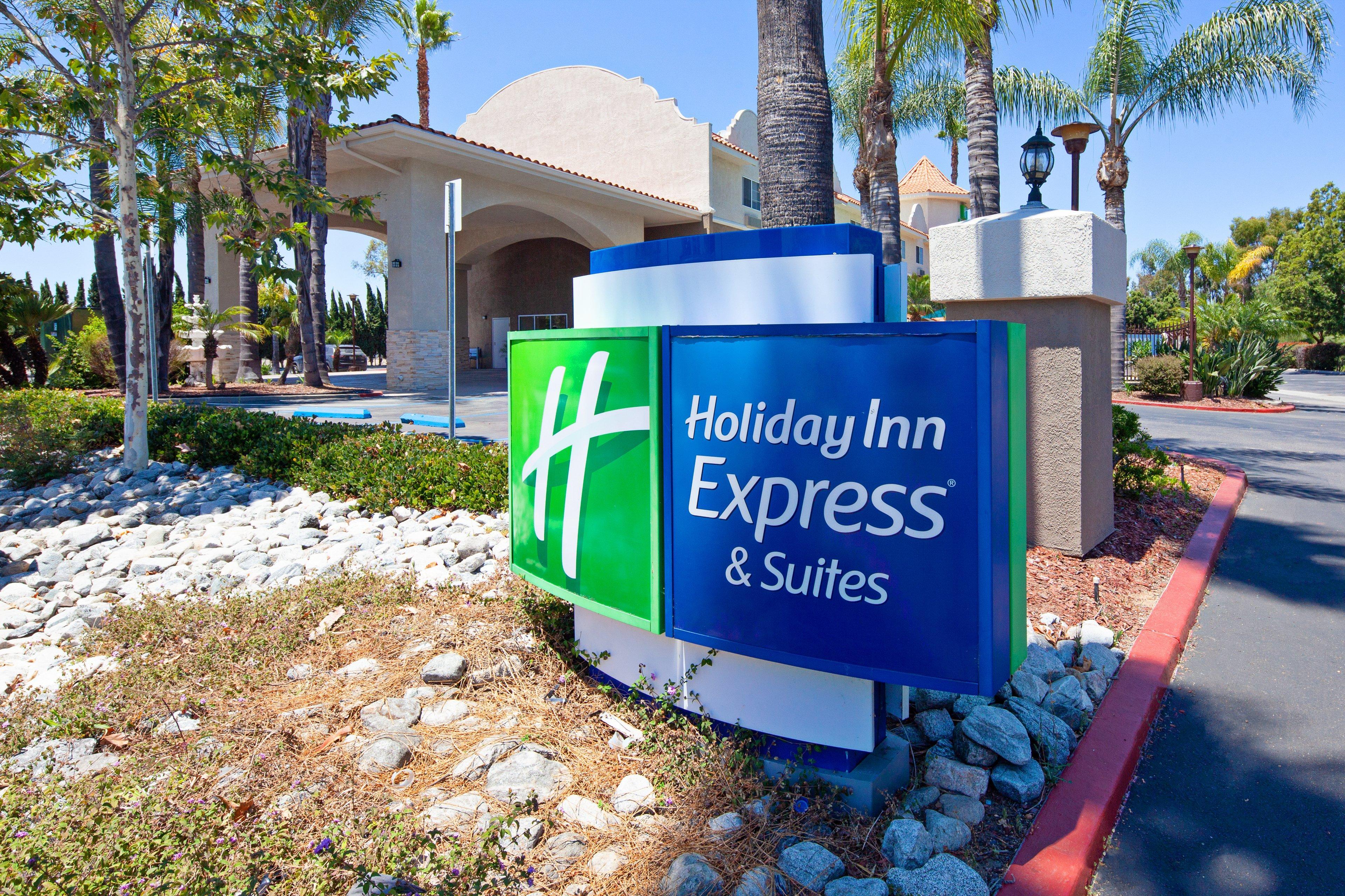 Holiday Inn Express Hotel & Suites San Diego-Escondido By Ihg Zewnętrze zdjęcie